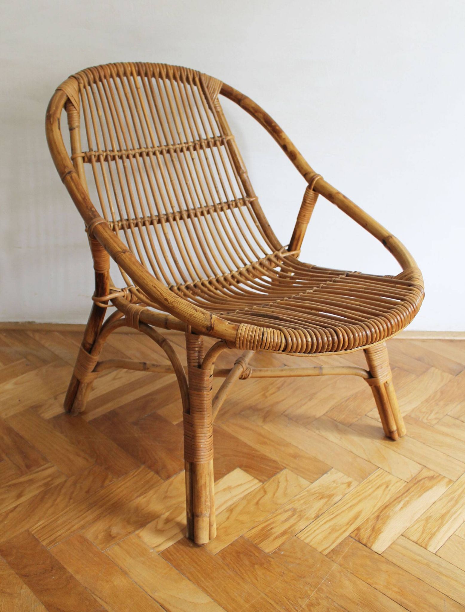 1960's Set of Four Rattan Armchairs and Side Table by Jaroslav Prochazka for ULUV