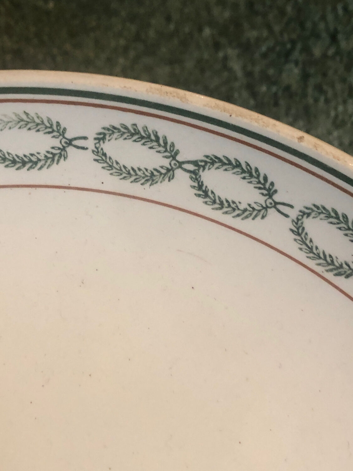 Dish on pedestal Saint Amand