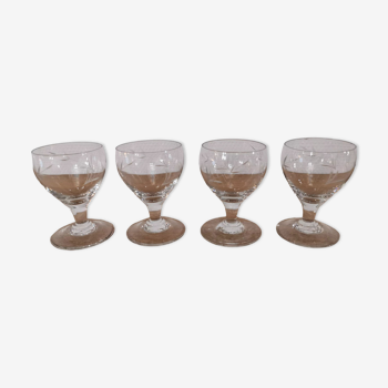 Set of 4 vintage finely engraved standing port glasses