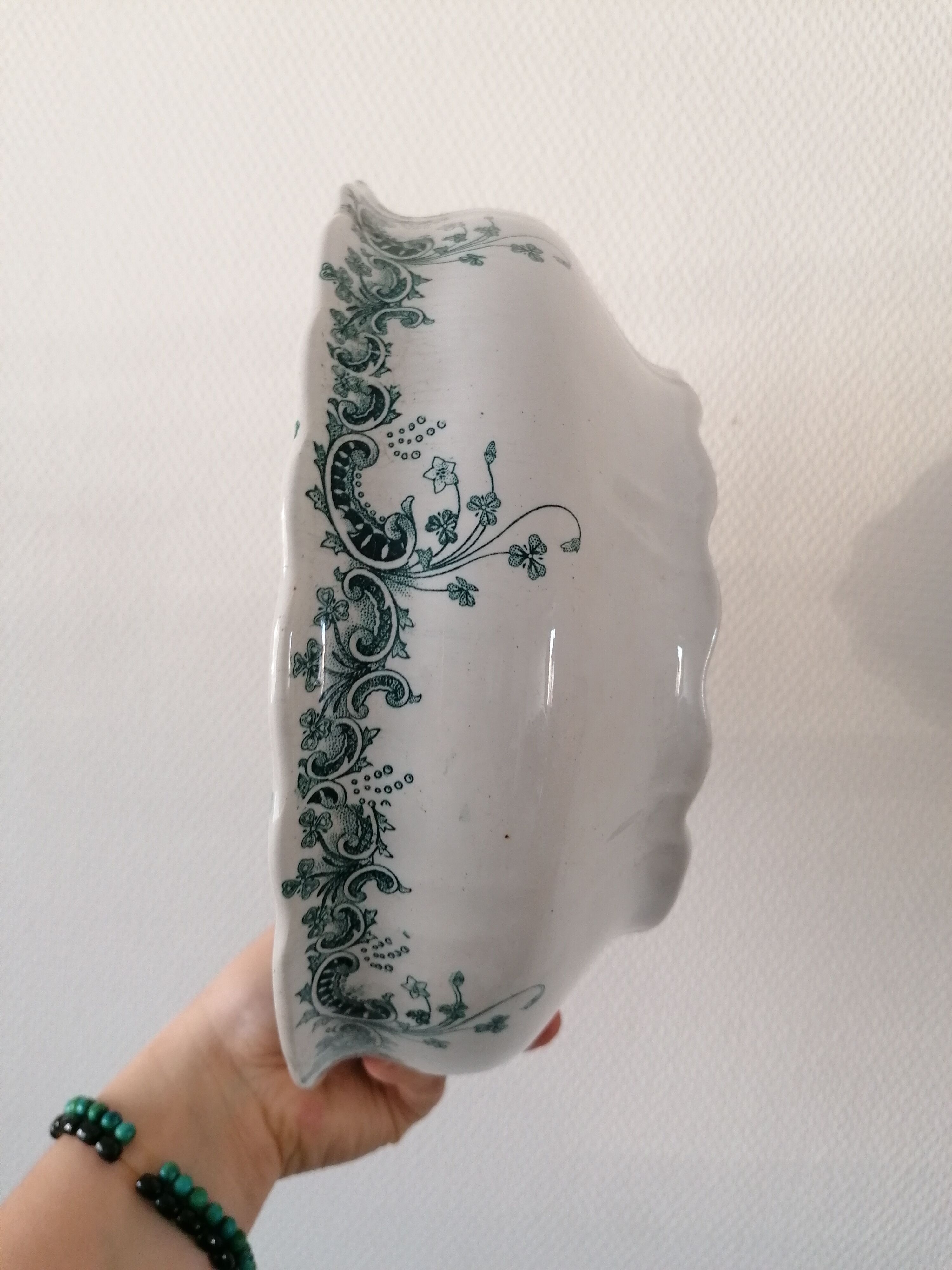 Salad bowl and rare serving dish in earthenware iron earth Saint Amand Hamage model Byzantium XIXth