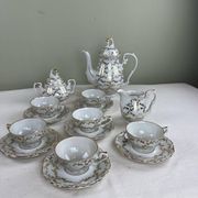 Antique coffee service in fine gilded porcelain – for 6 people – Vintage