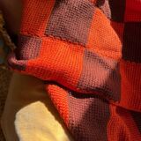 Vintage hand-knitted wool vichy blanket 110x88.