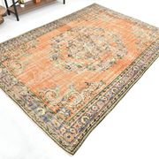 Tapis turc vintage orange citrouille, 191 x 272 cm