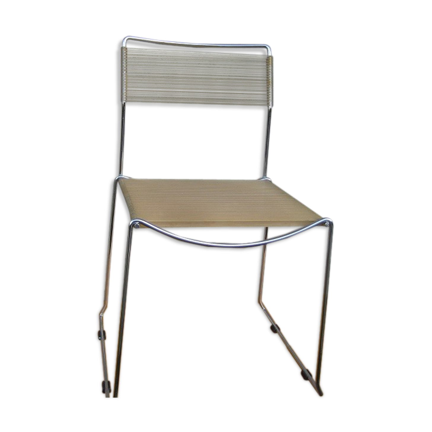 Lot of 4 metal chairs