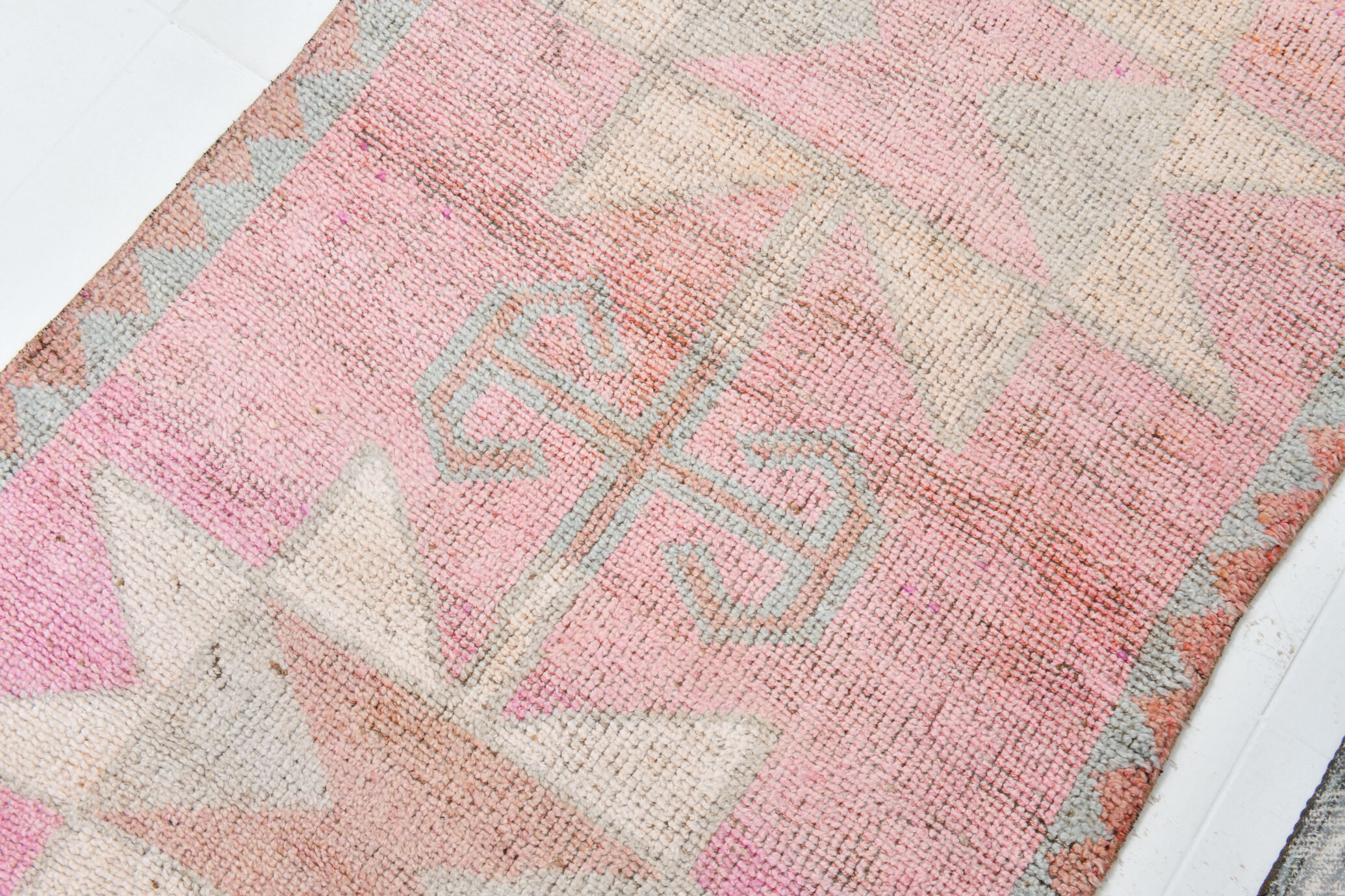3x11 pale pink vintage runner rug 104x328cm