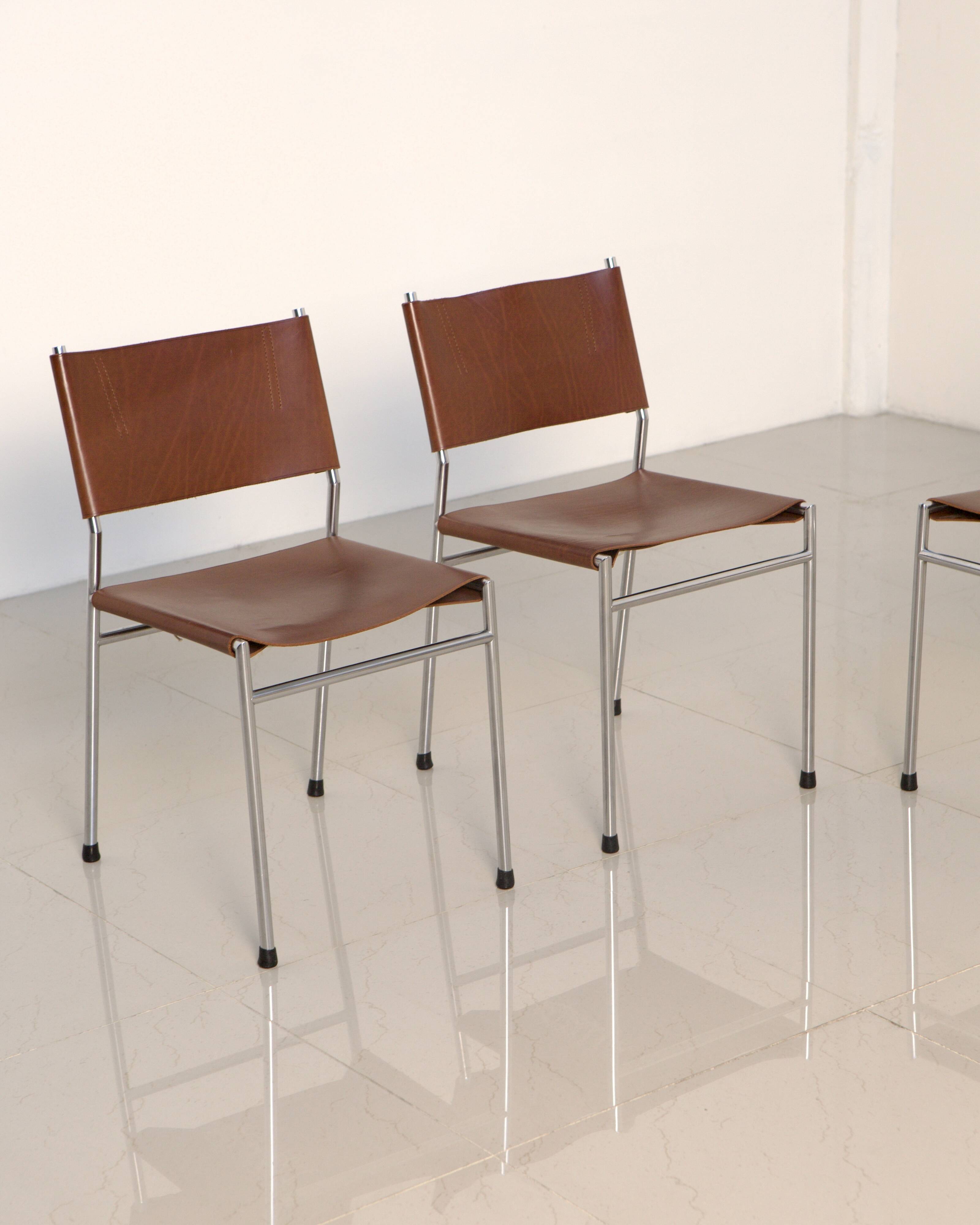 4 "SE06" brown leather chairs by Martin Visser for Spectrum 80's