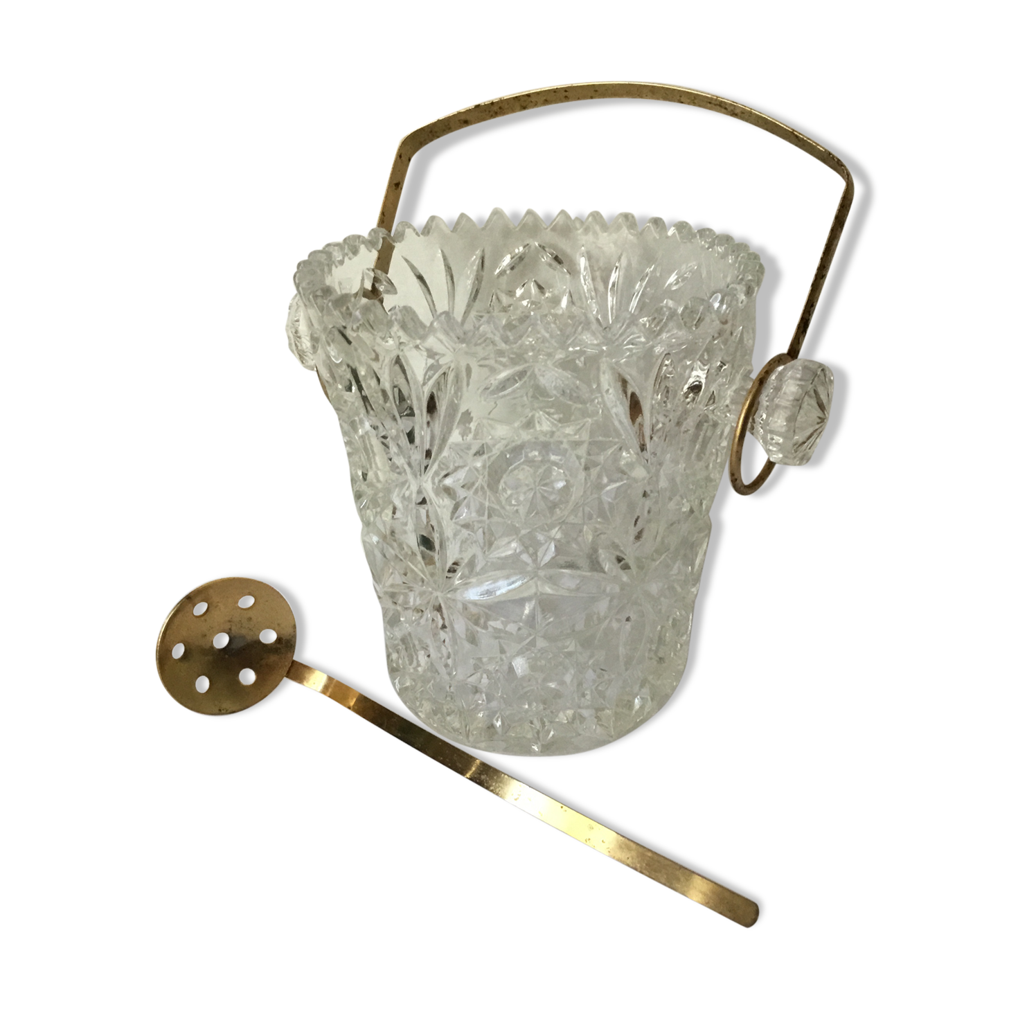 Chiseled glass ice bucket