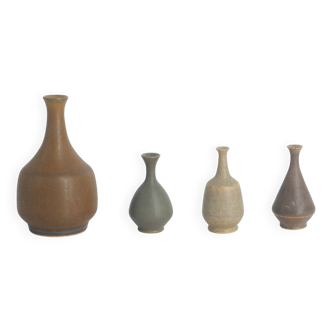 Small Mid-Century Scandinavian Modern Collectible Brown Stoneware Vases by Gunnar Borg, Set of 4
