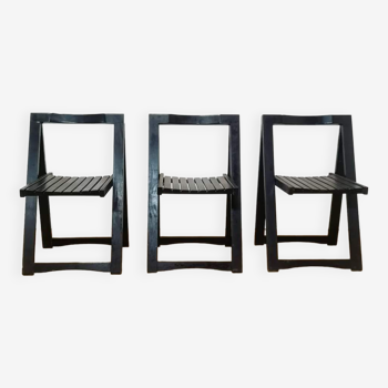 Set of 3 folding chairs