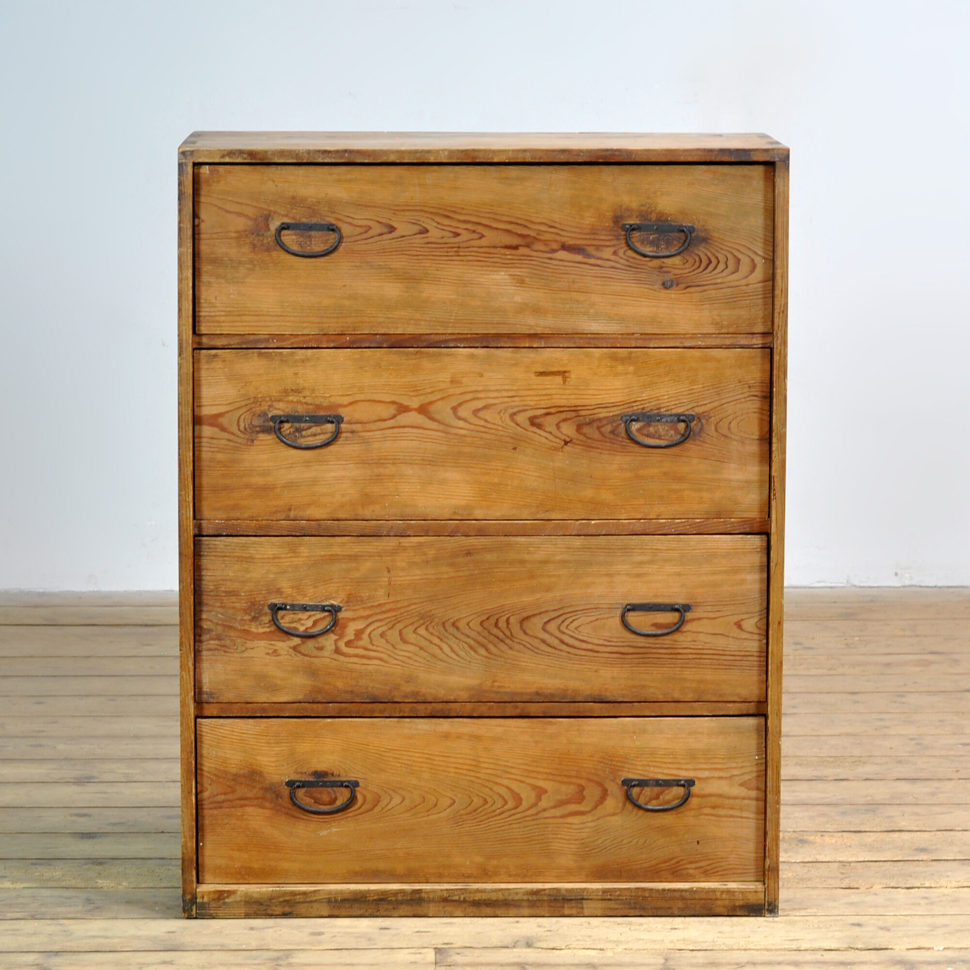 Japanese Tansu chest of drawers, circa 1900