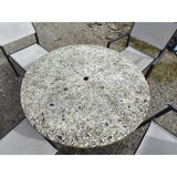 Garden furniture in stone with a vintage 1970s iron base.