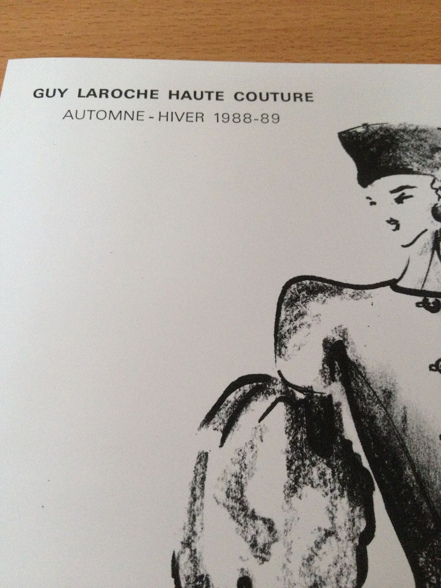 Nice illustration of mode accompanied by a press photograph by guy laroche