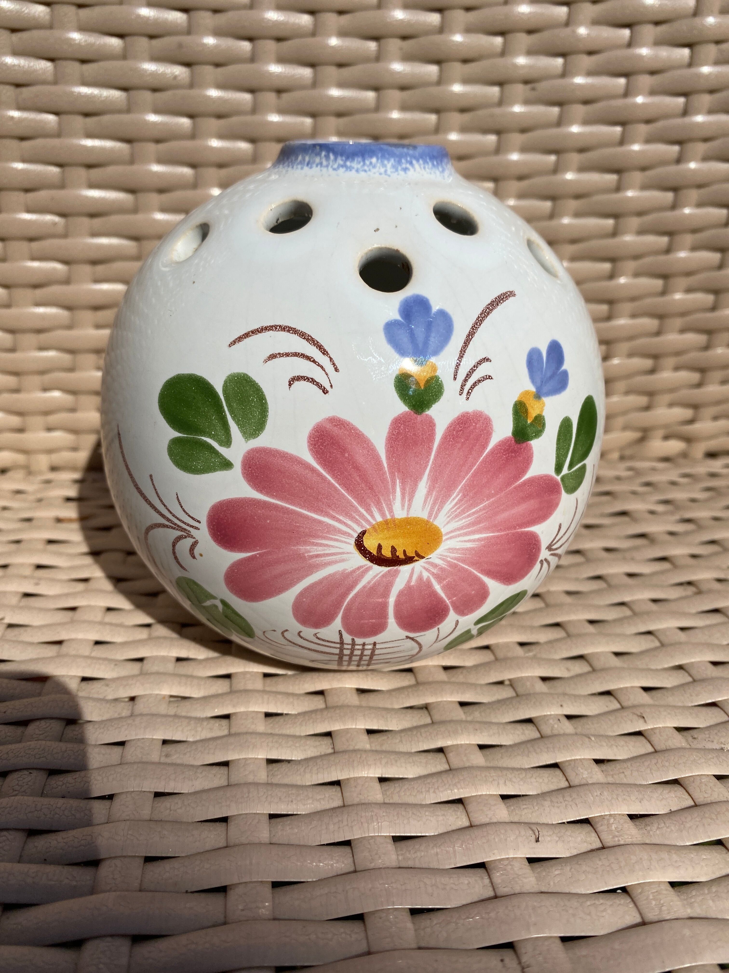 Vase boule pique fleurs pornic Laken
