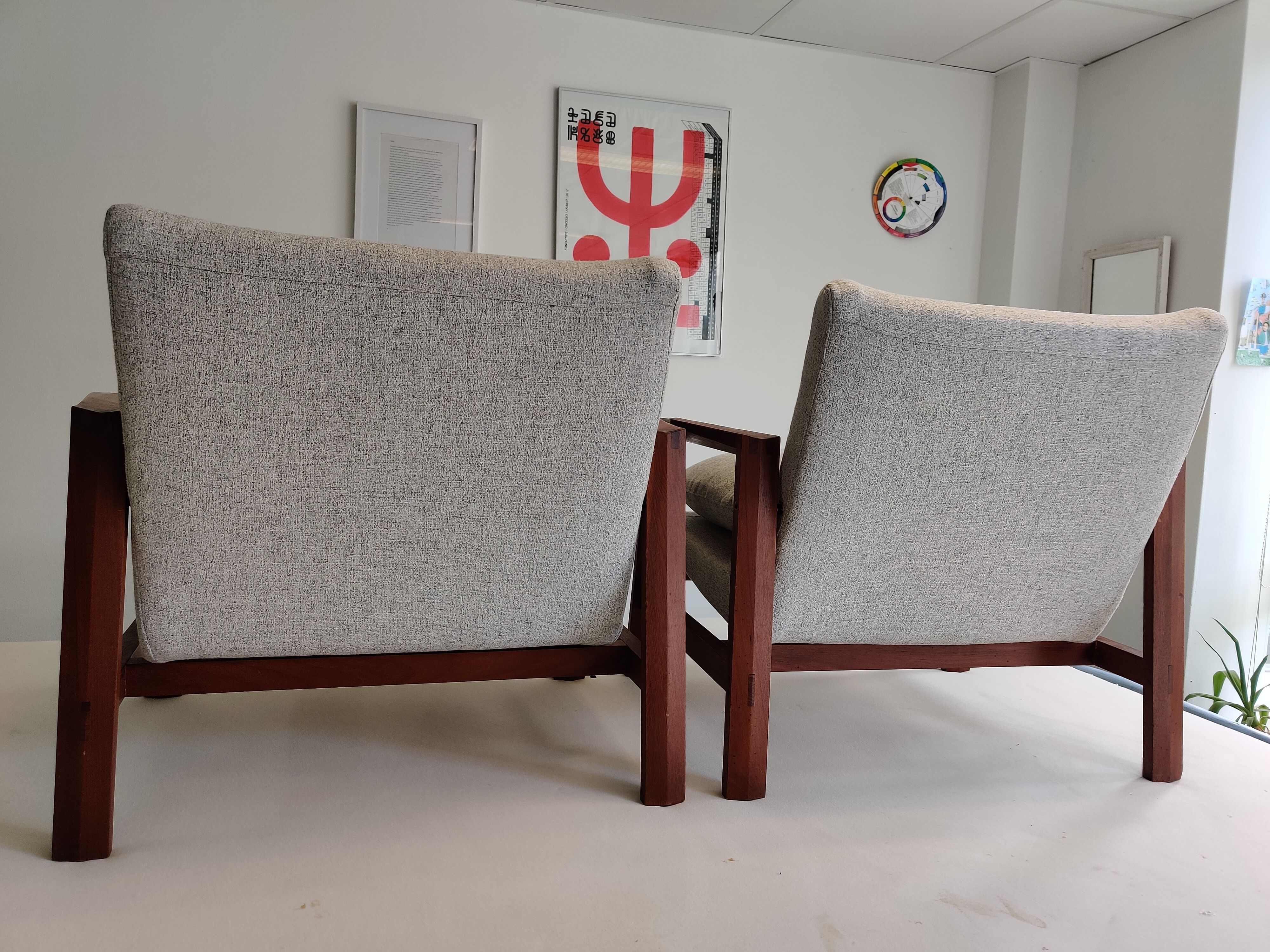 Paire de fauteuils scandinaves