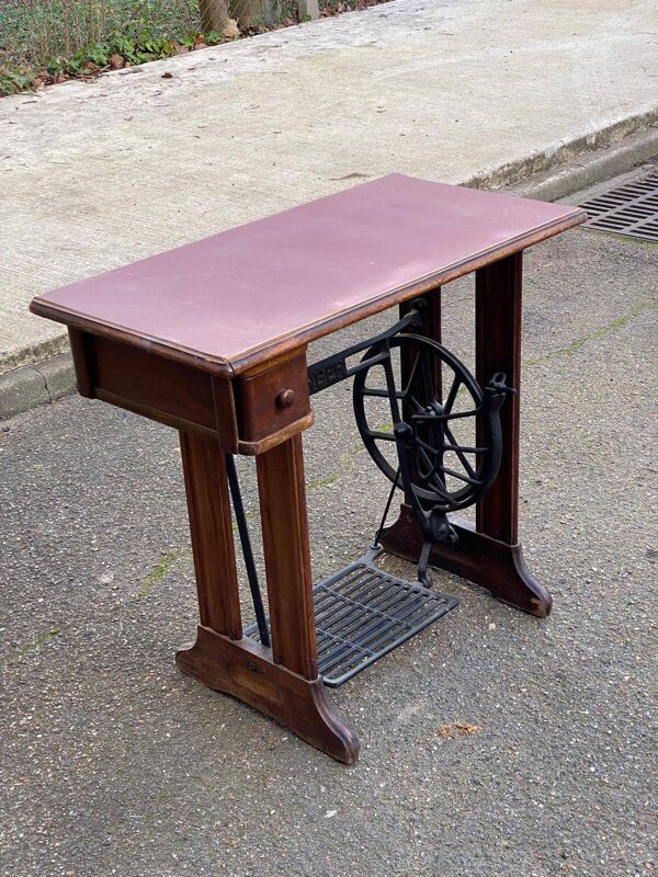 Bureau ancien meuble à coudre Singer