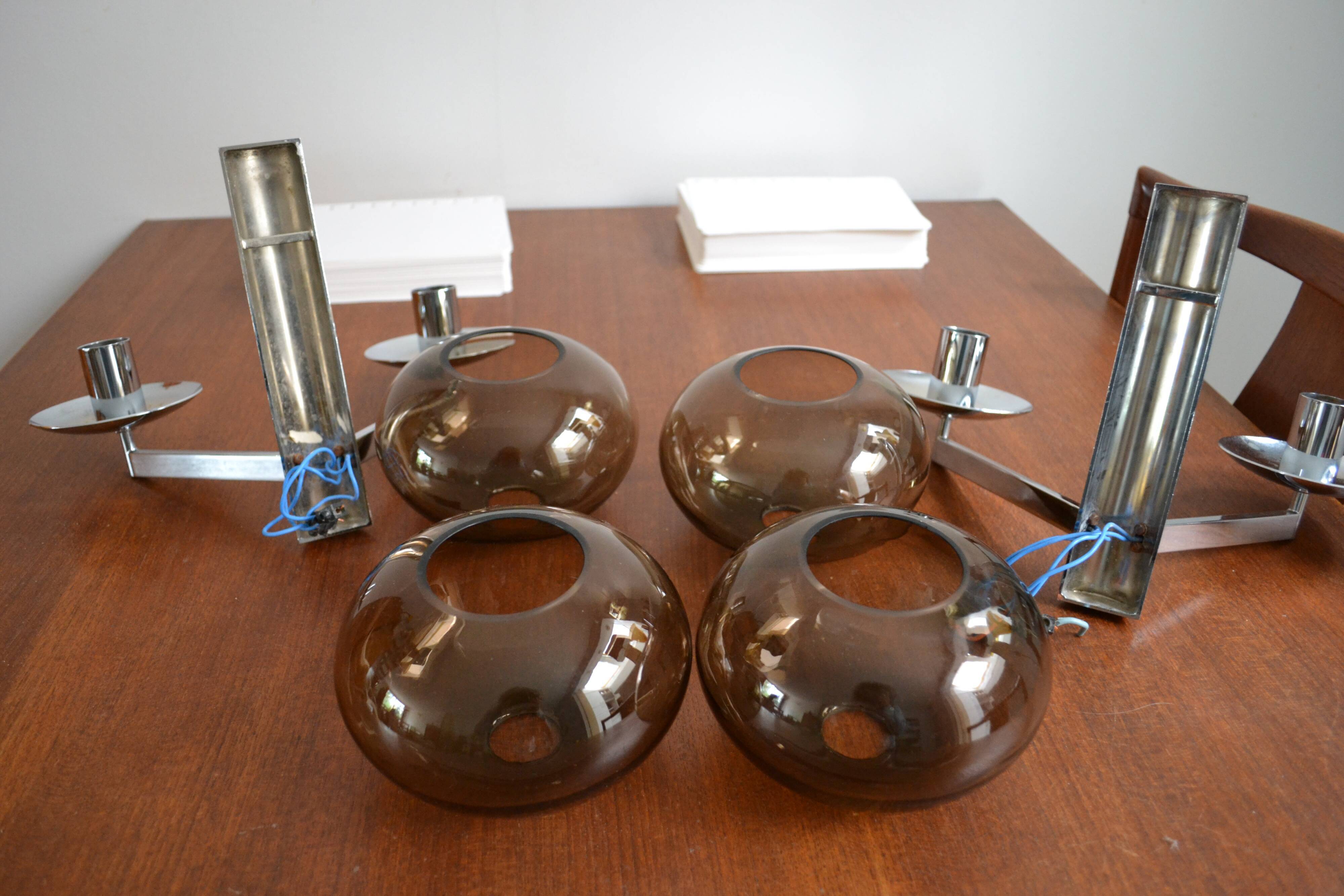 Paires d'appliques Sciolari double verre fumé chrome 70s