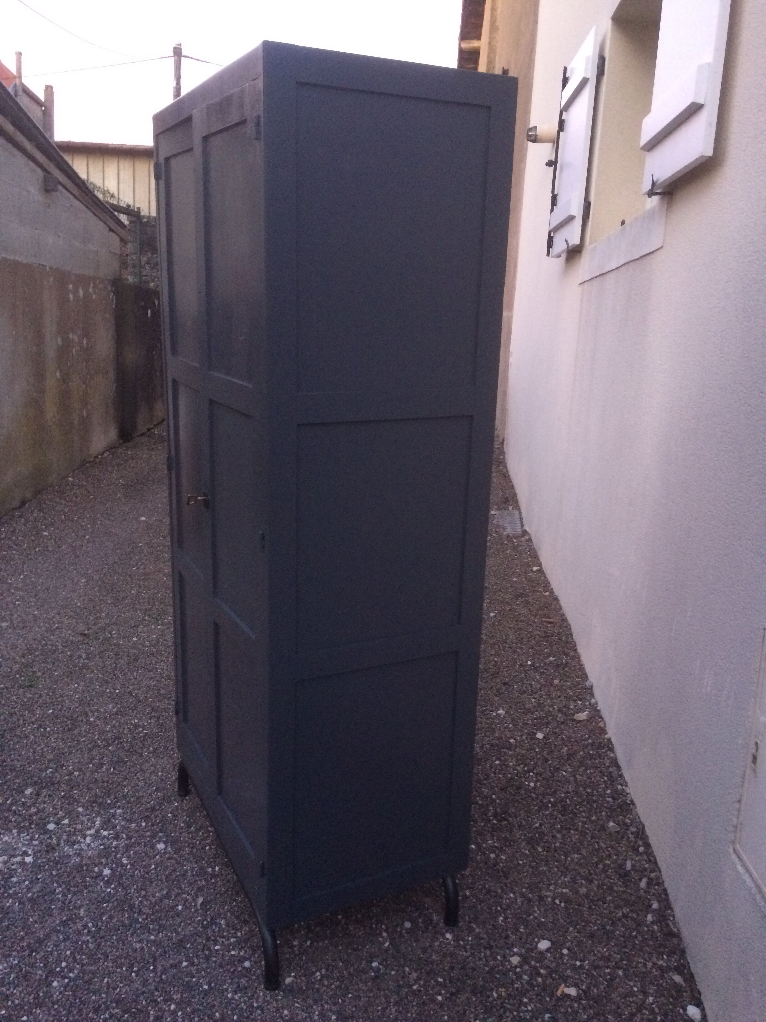 Armoire