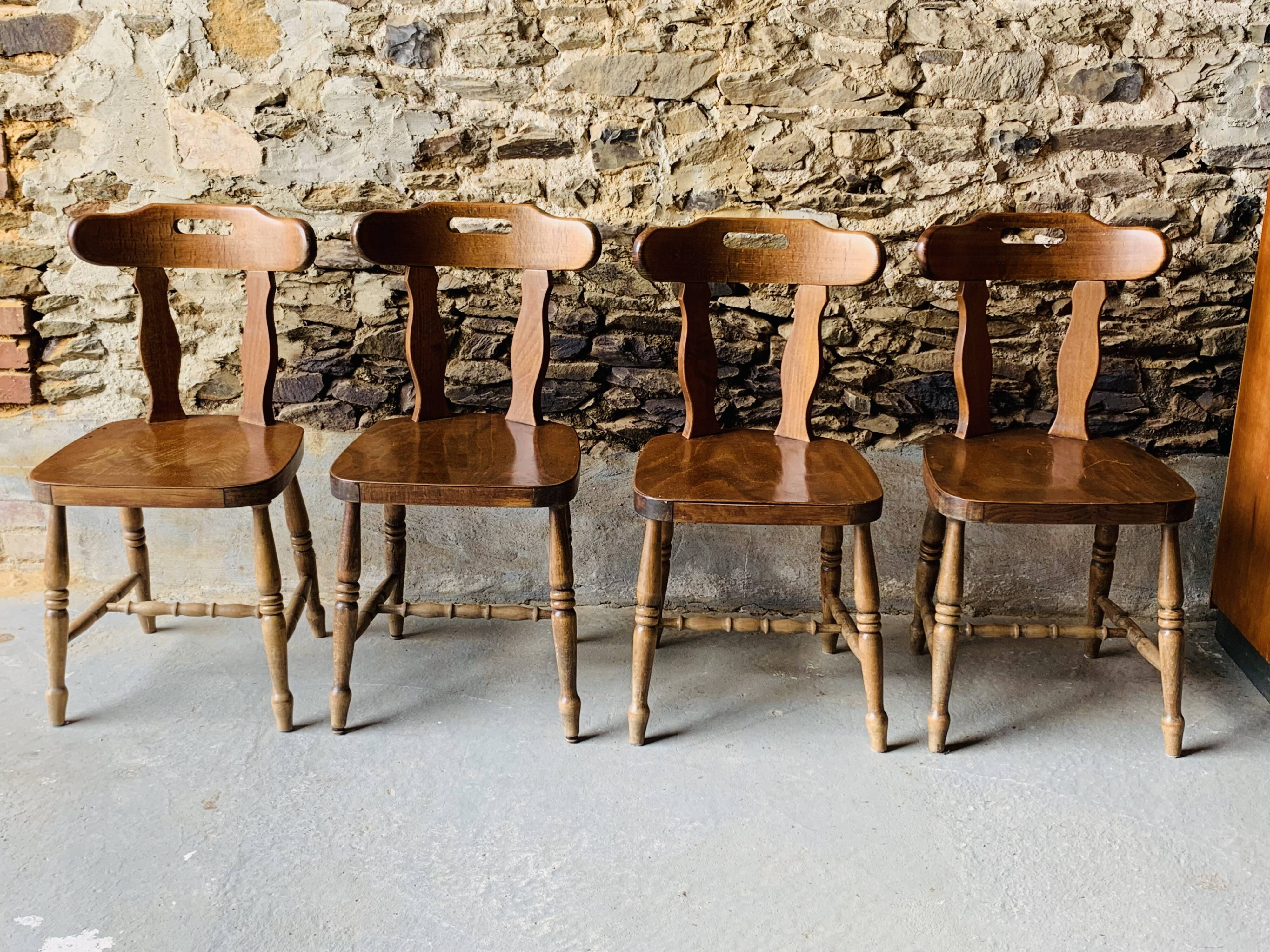 Set of 4 western style chairs