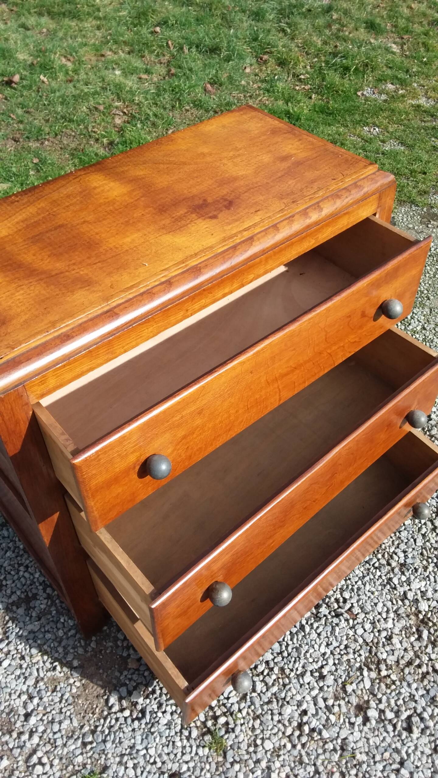 Vintage 3-drawer golden oak chest of drawers from the 50s