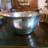 Tasse en métal argenté