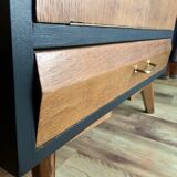 Storage cabinet
