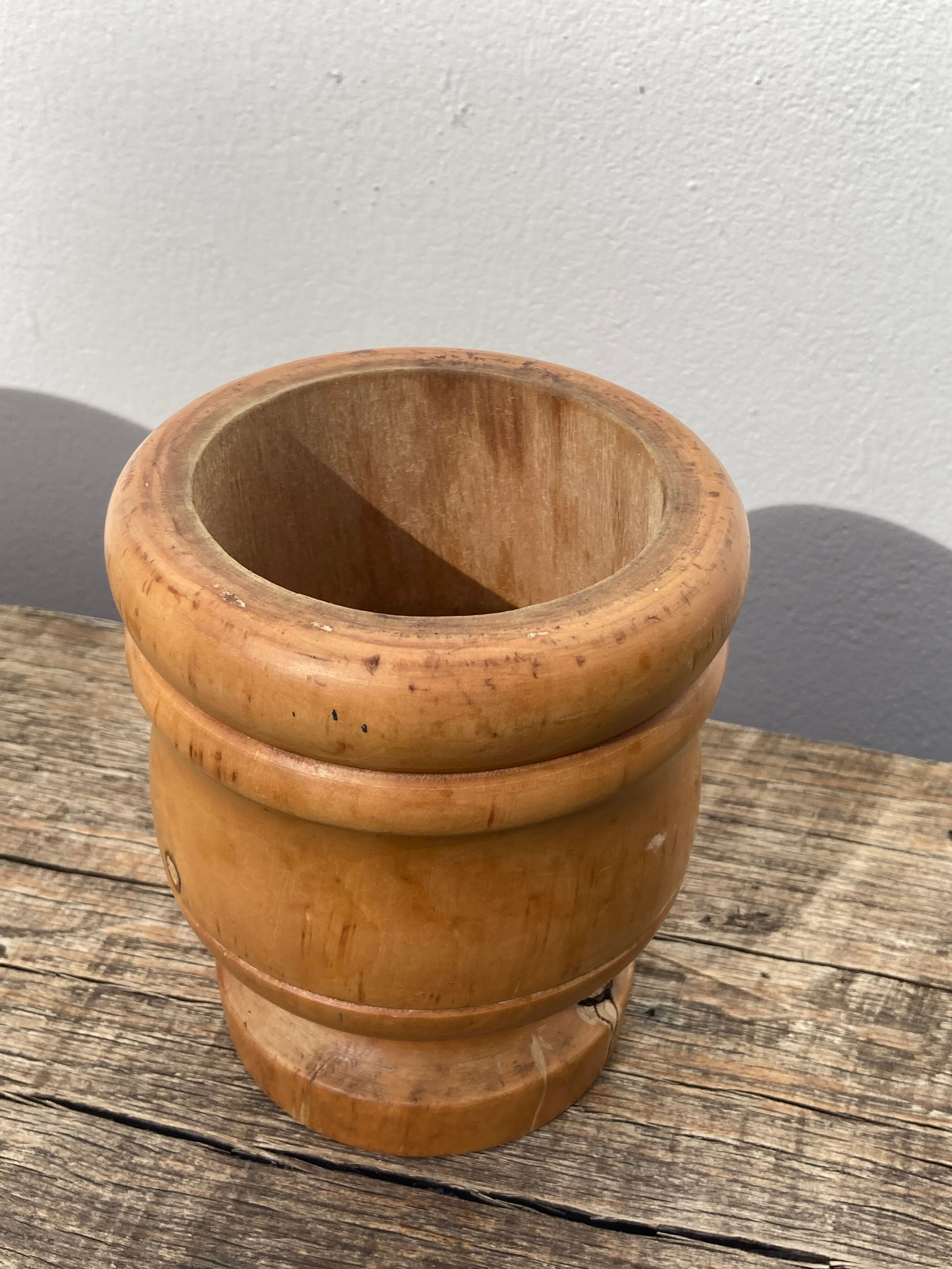Small solid wood pot cache / vintage ethnic vase