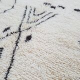 Moroccan Berber wool rug 233 x 146 cm