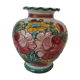 Vase signé a décor floral