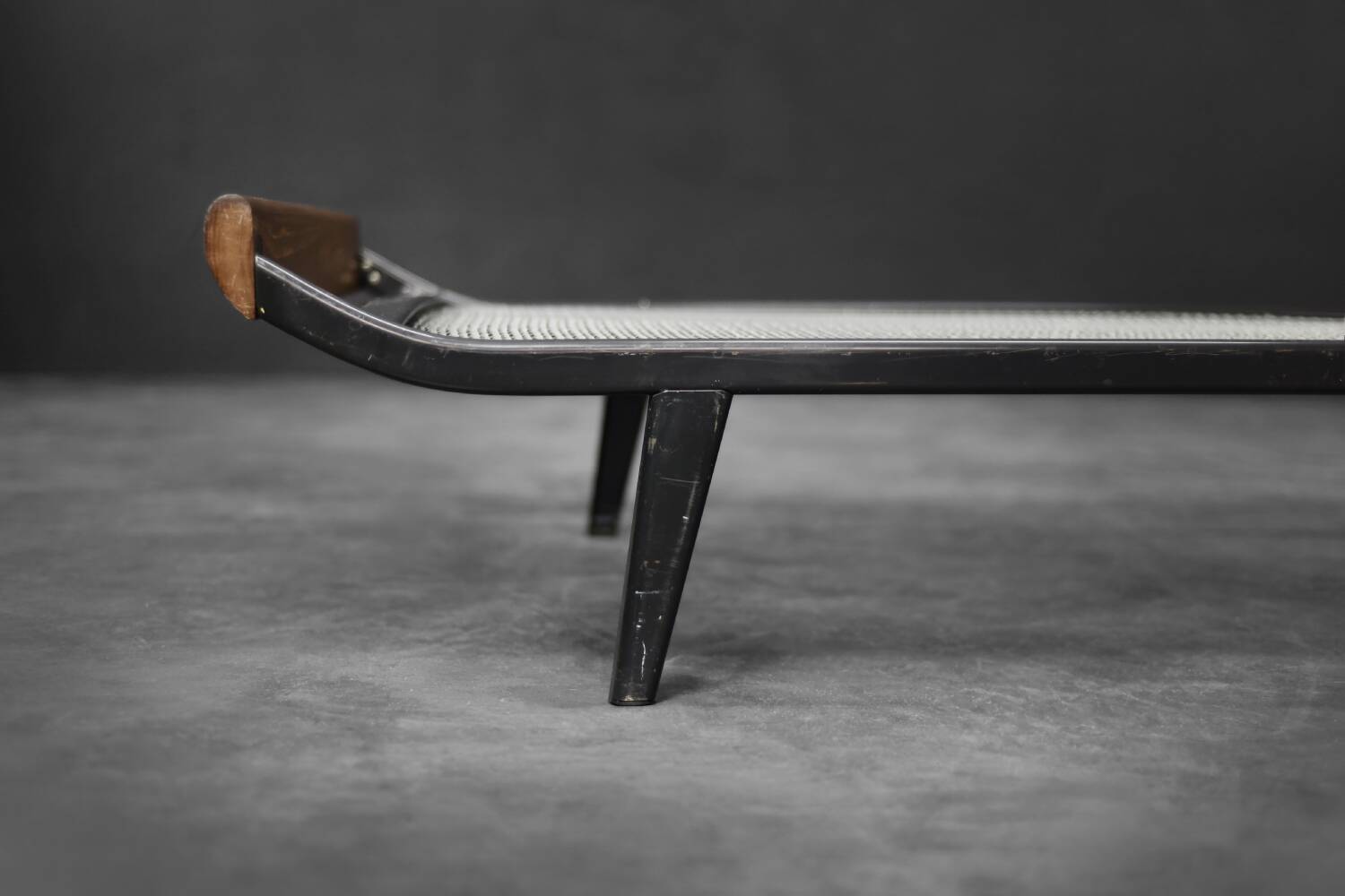 Vintage Mid-Century Dutch Modern Cleopatra Daybed by Dick Cordemeyer
