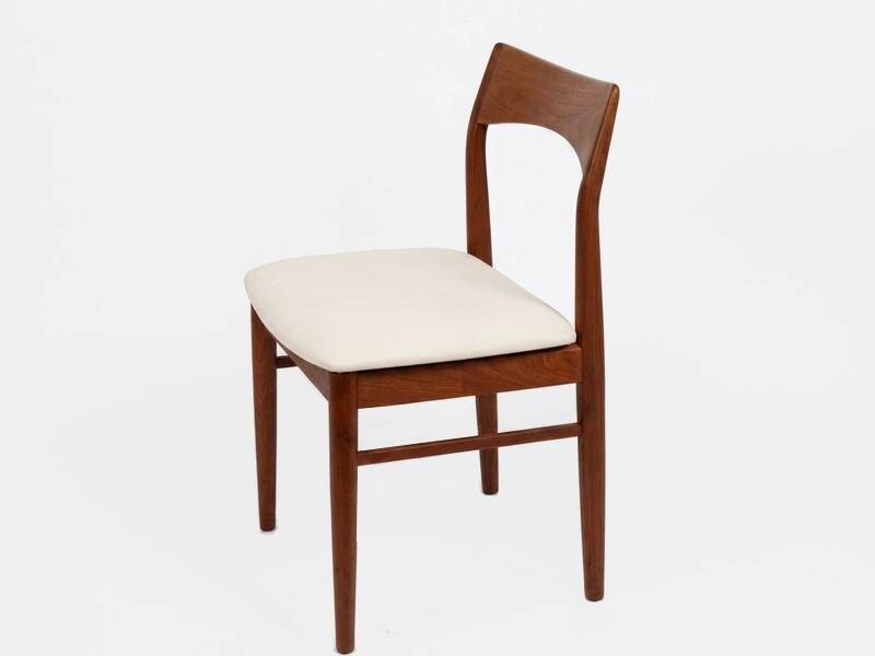 6 chaises danoises par Henning Kjaernulf en teck vintage scandinave 1960