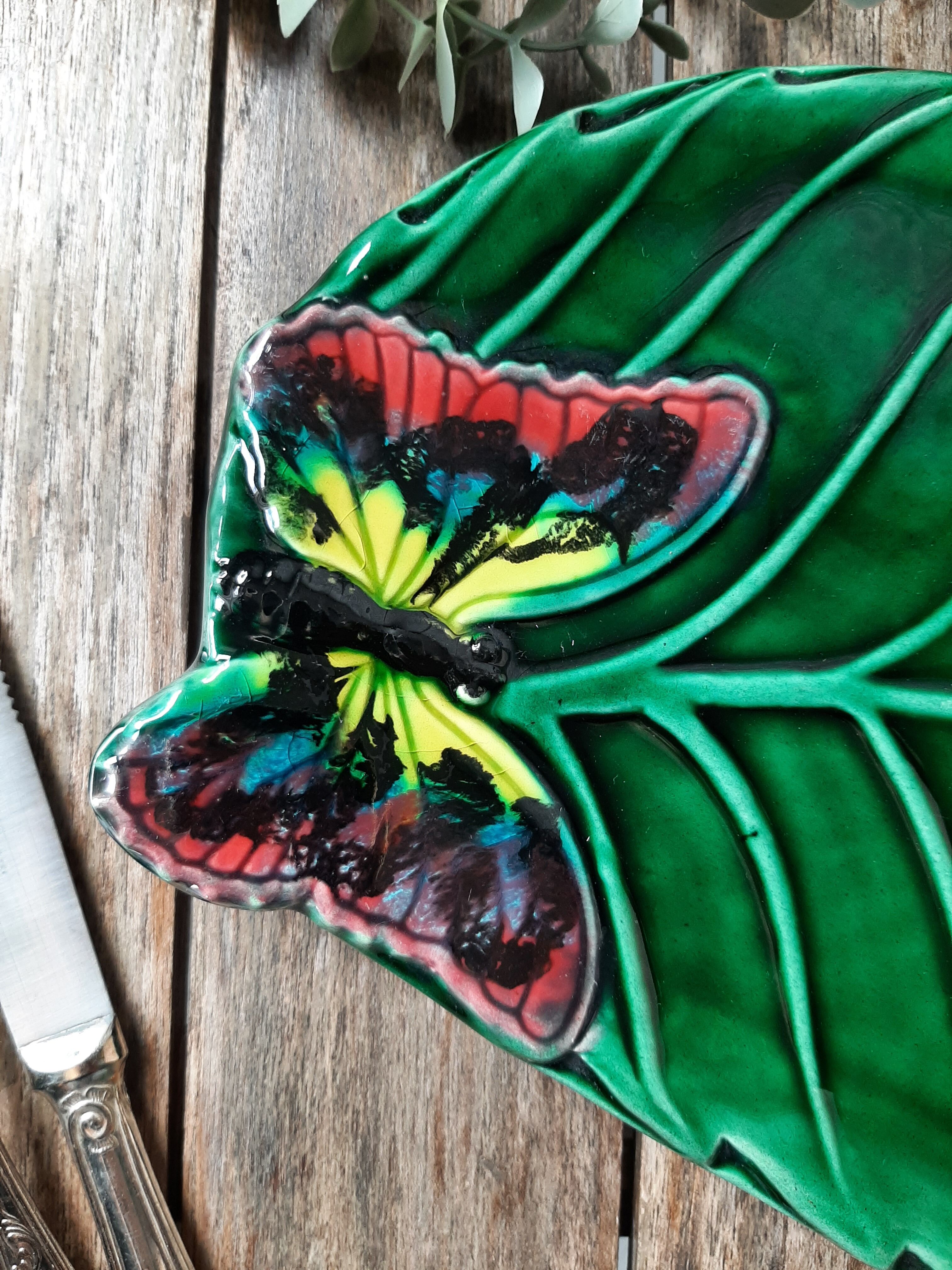 Vallauris butterfly cake dish