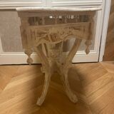 Console en bois sculptée