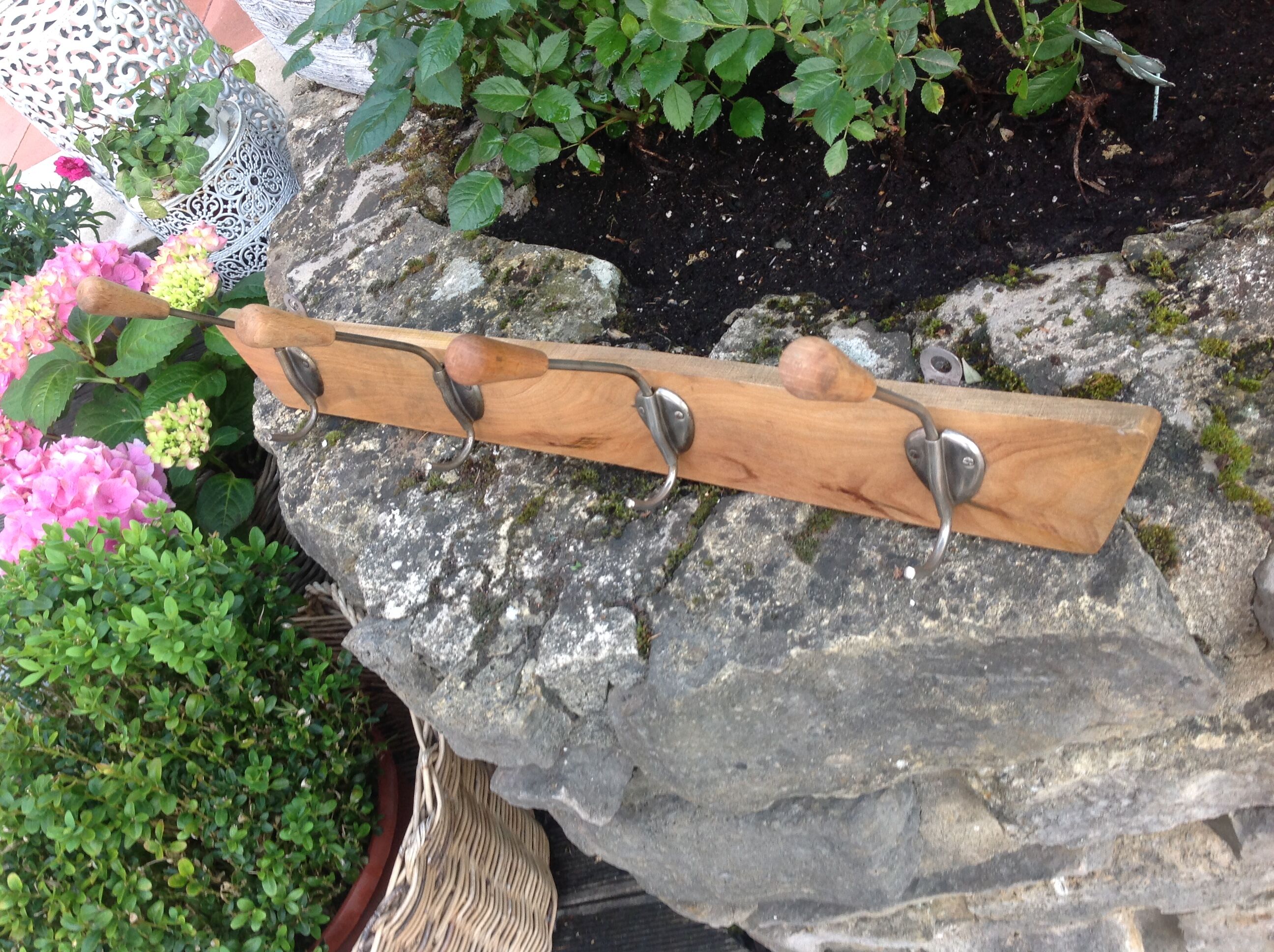 Four-headed wooden hook / vintage 60s-70s