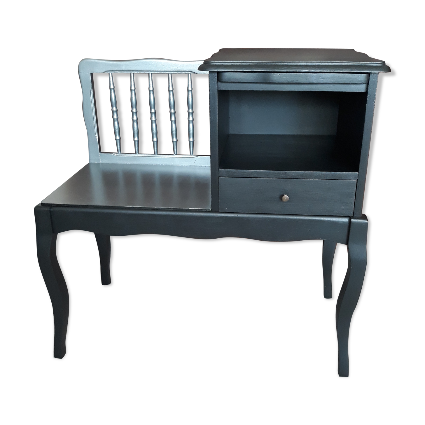 Black and grey solid wooden bench