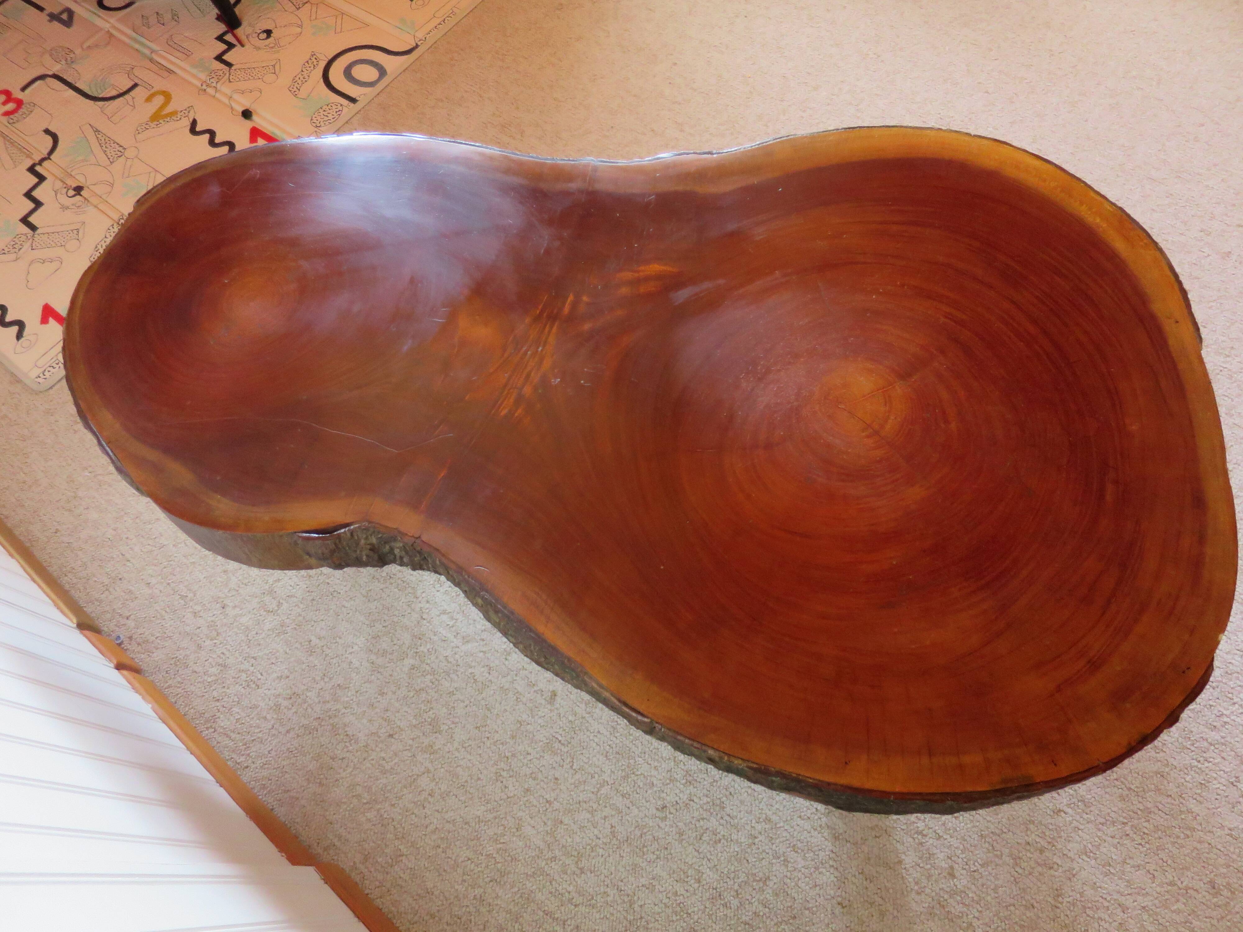 Tripod coffee table - solid okoumé wood - organic shape - brutalist style