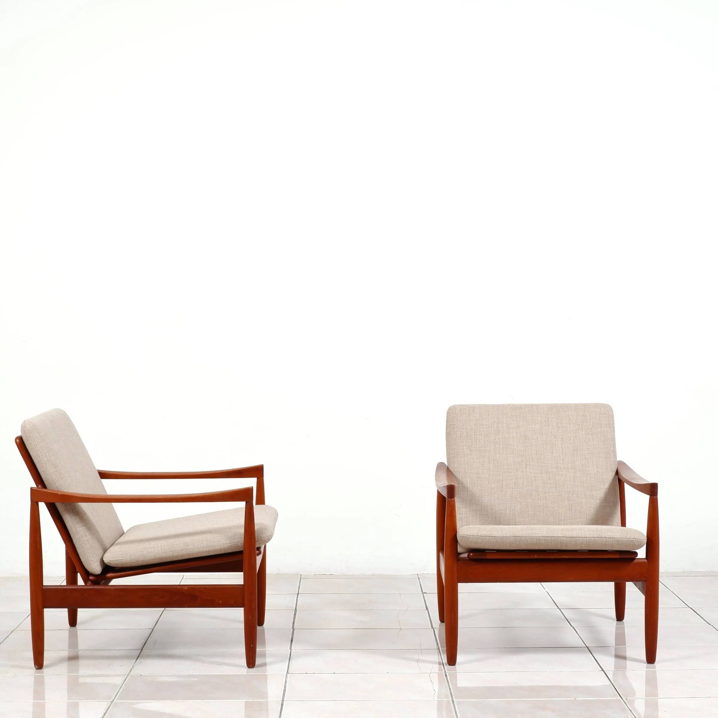 2 chaises longues en teck par Skive Mobelfabrik