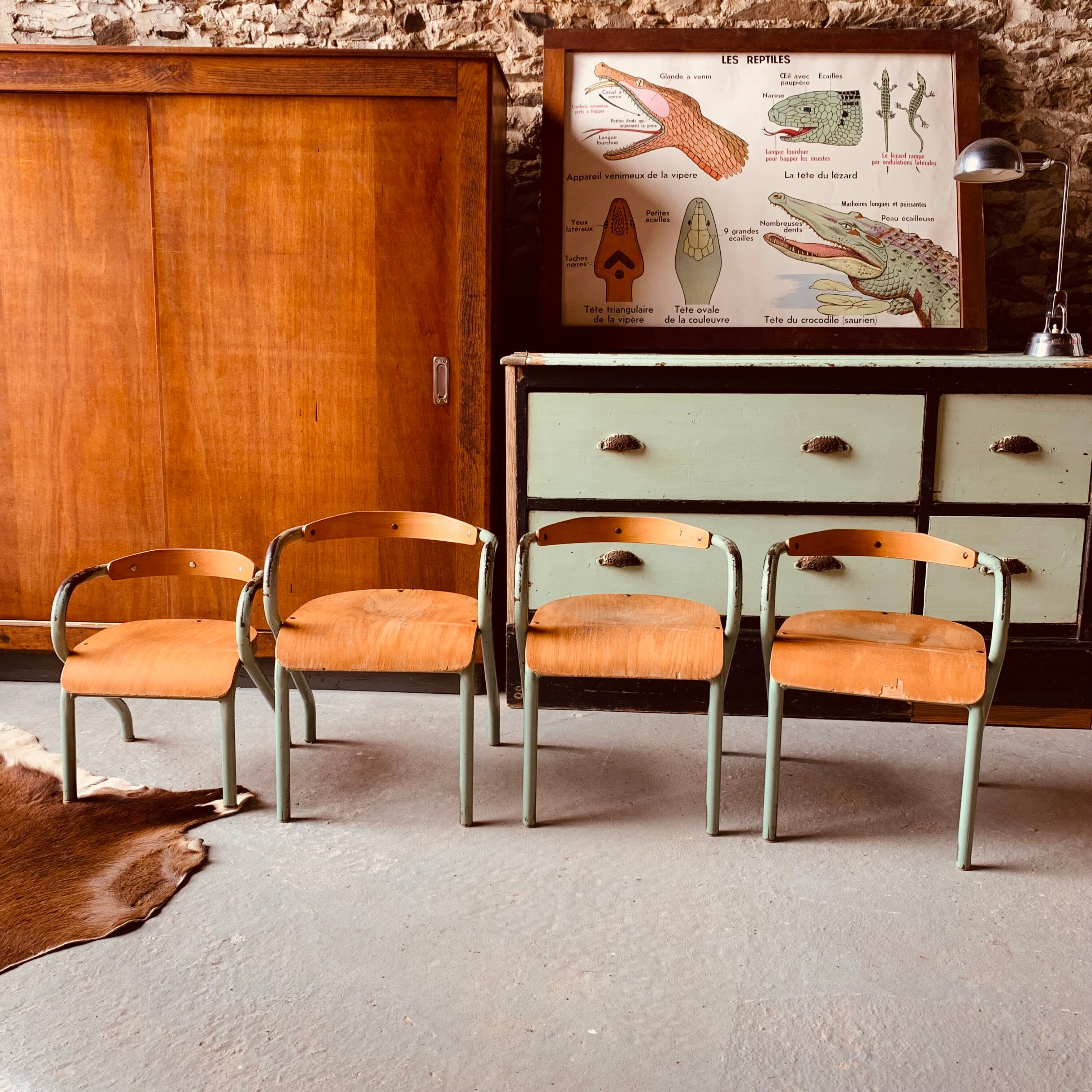 Lot de 4 chaises enfant en bois & métal