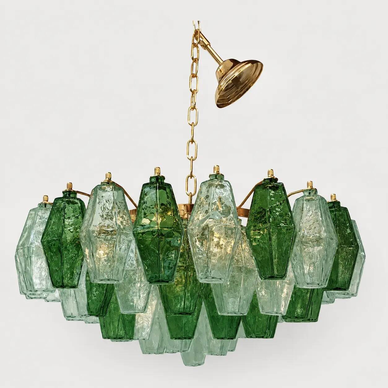 Chandelier en verre Murano vert avec cadre en métal doré de Simoeng