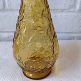 Large fruit motif genie CARAFE, vintage yellow