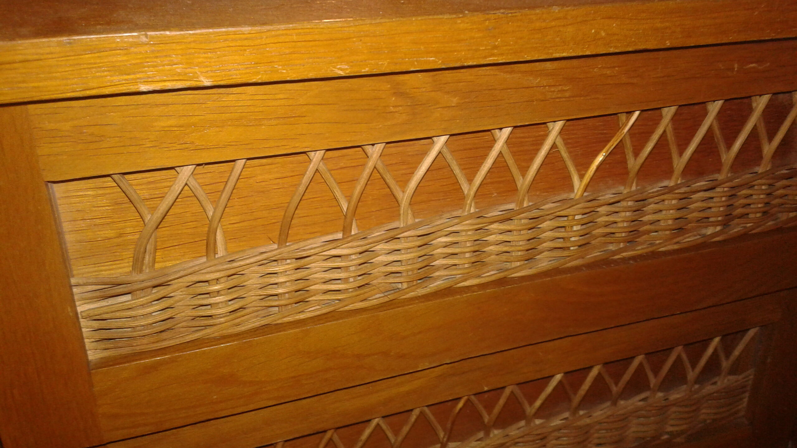 Dresser chest of drawers vintage wood and wicker feet compass