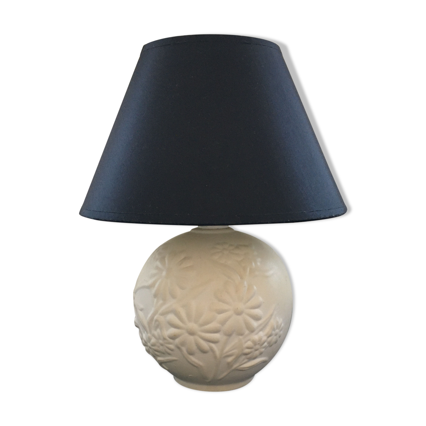 White floral decor lamp