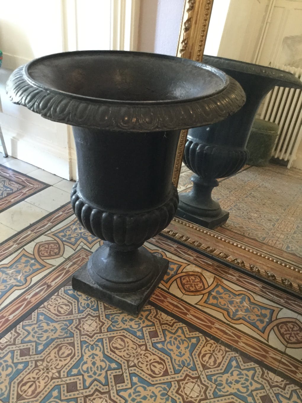 Pair of vases medici 73cm