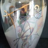 Glass vase with emmabled abstract patterns