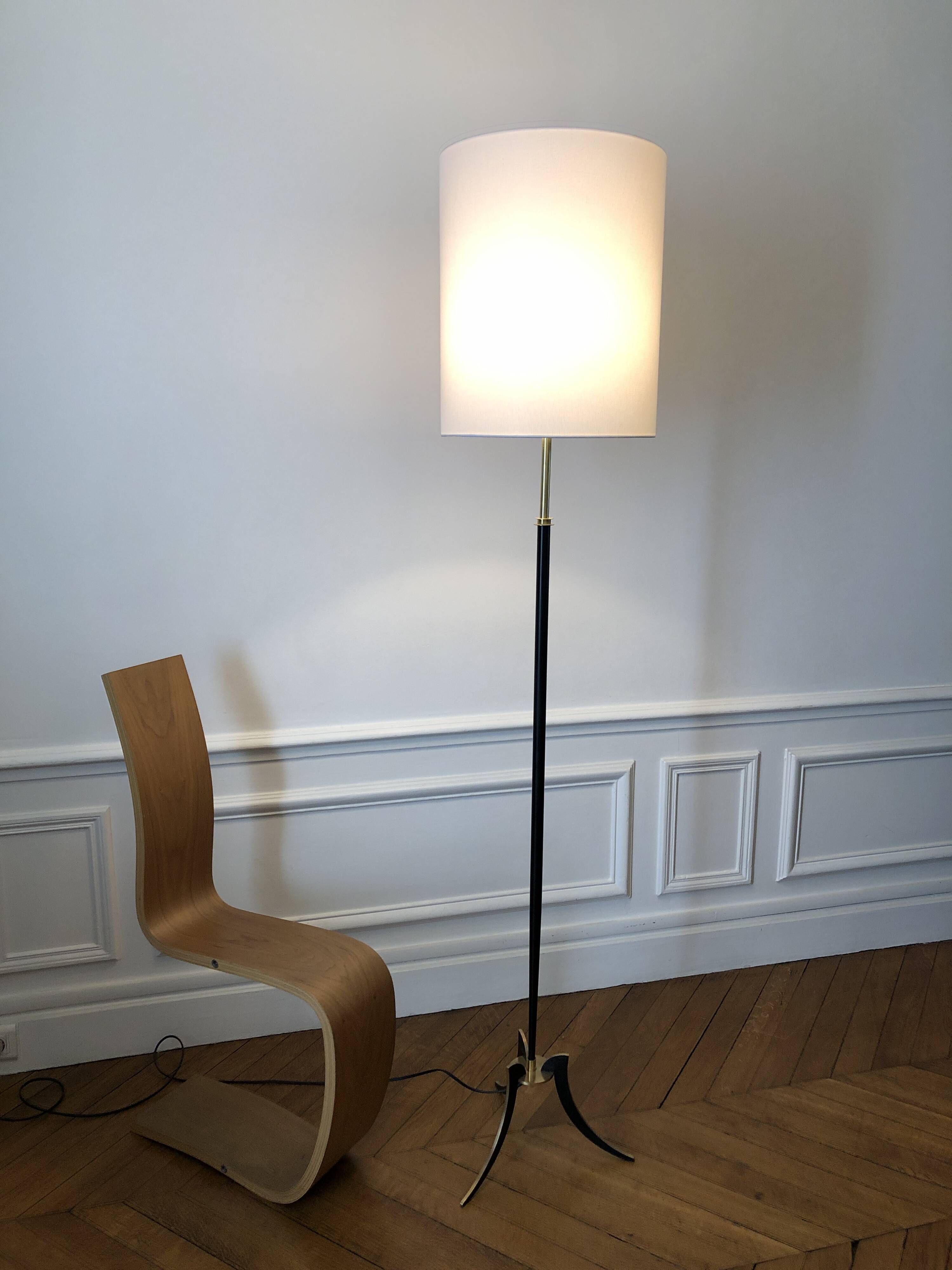 1950s-1960s tripod floor lamp