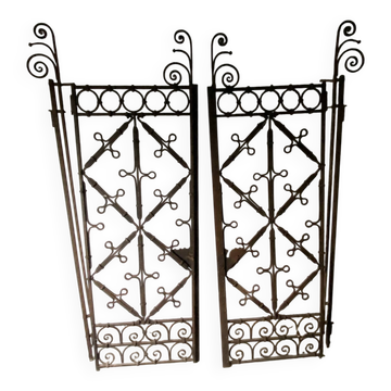 Ornamental grille