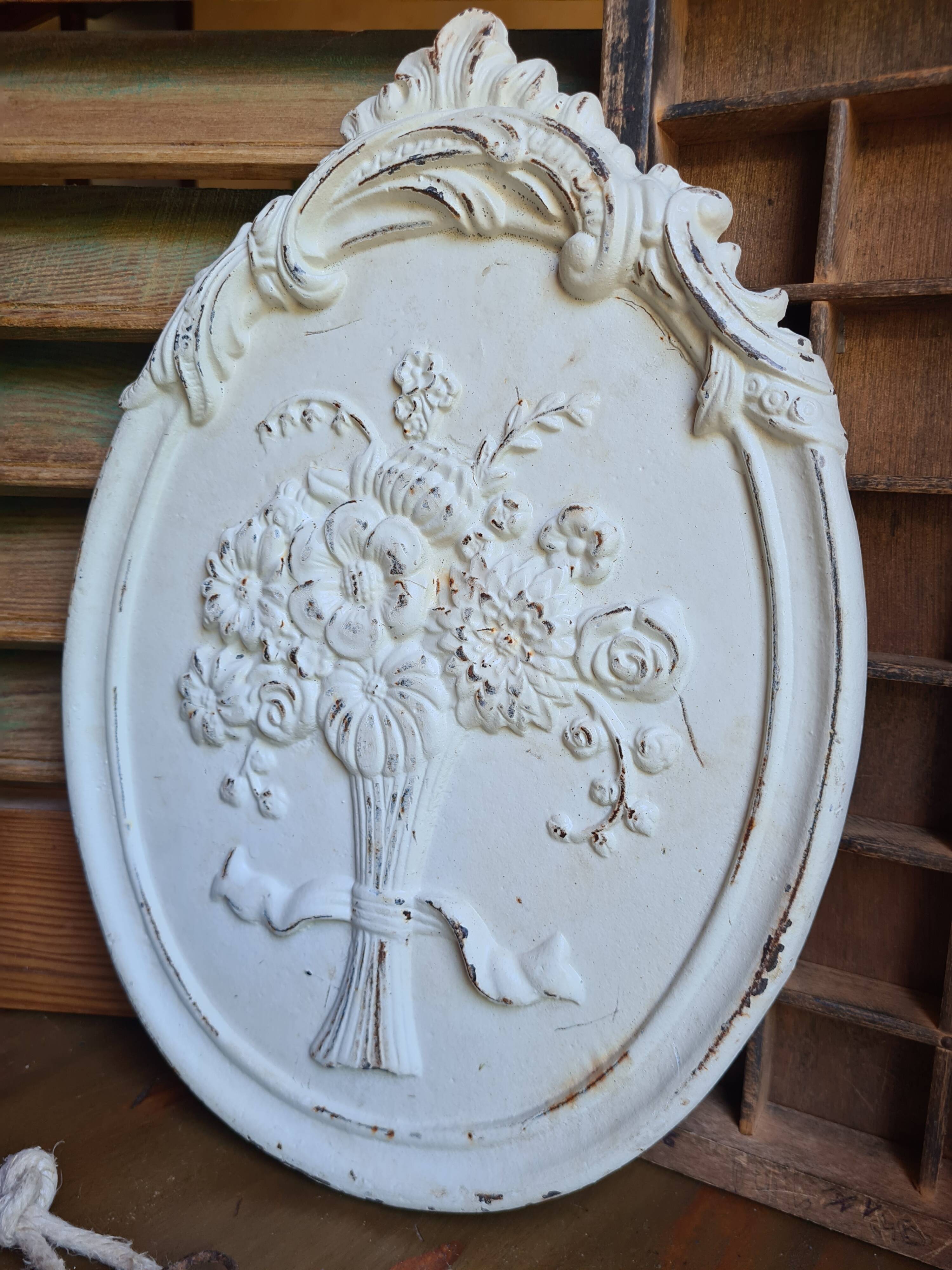 Cast iron plaque