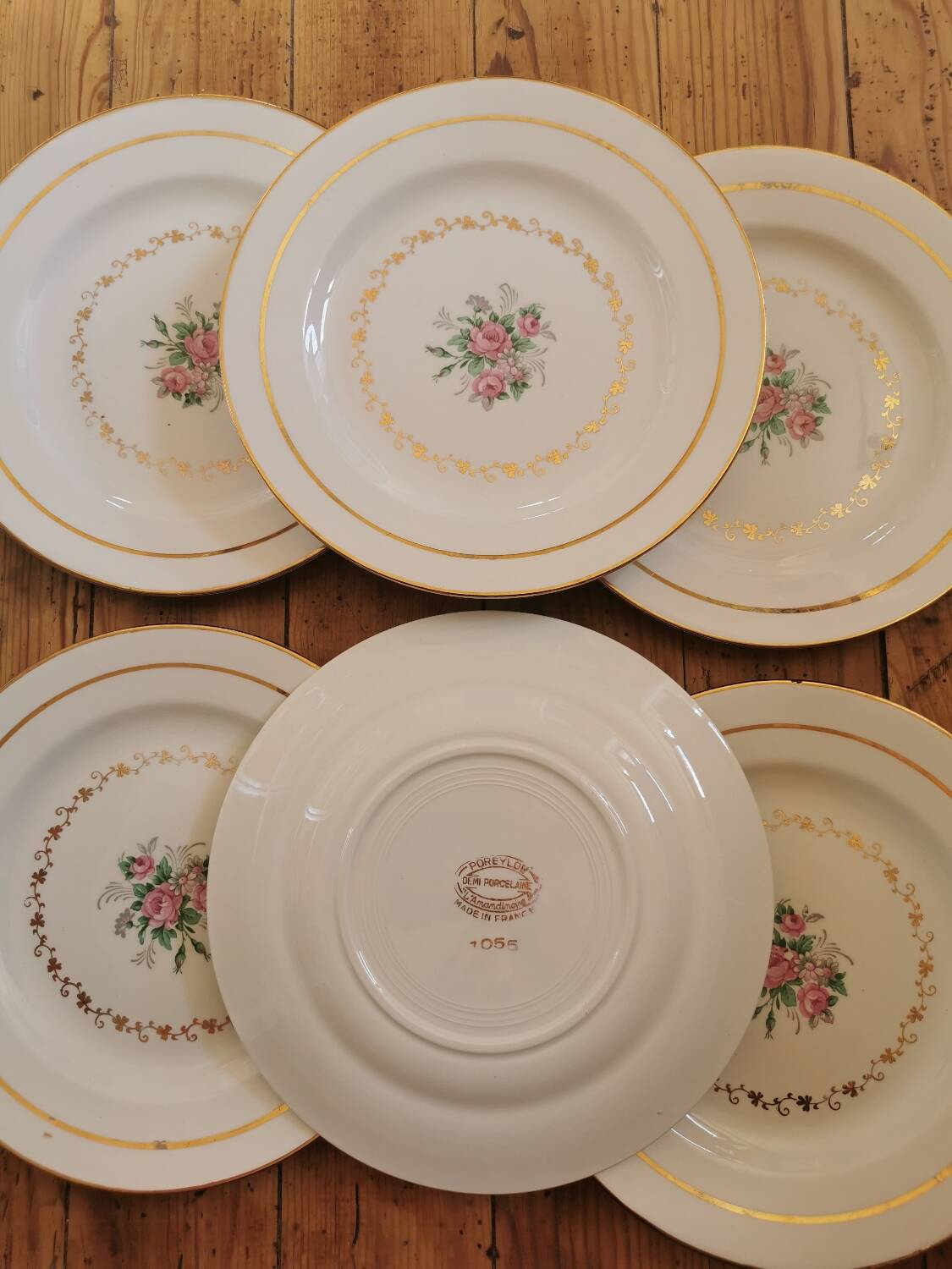 Flat plates L'Amandinoise 1055