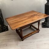 Beautiful walnut table of period XVlllth