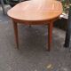 Table scandinave