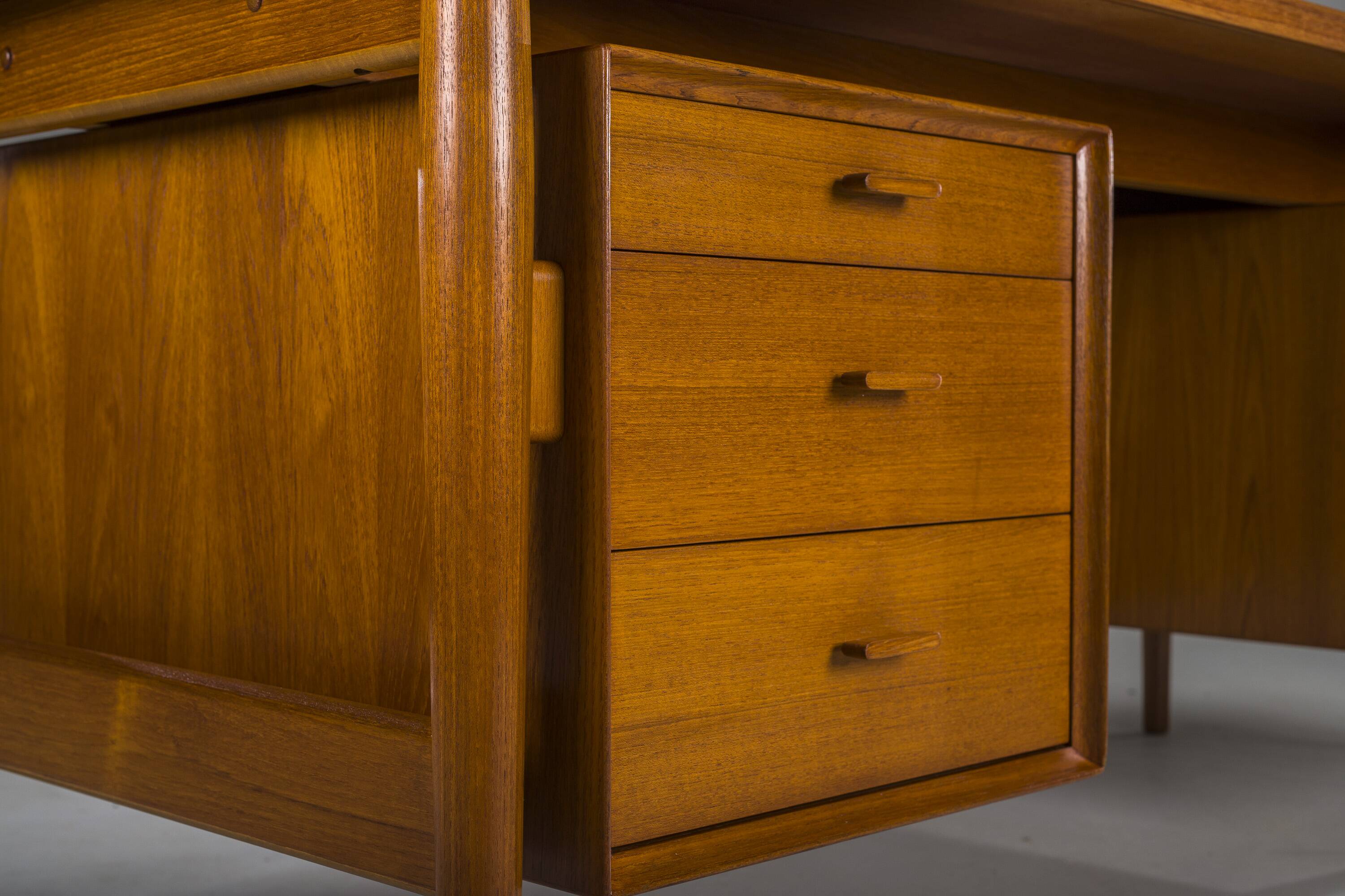 Model 207 Desk in Teak by Arne Vodder for Sibast, 1960s